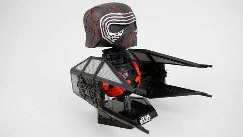 Kylo Ren im Tie-Whisper-Abfangjäger #321