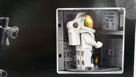LEGO 10266 NASA Apollo 11 Mondlandefähre Creator Expert 4