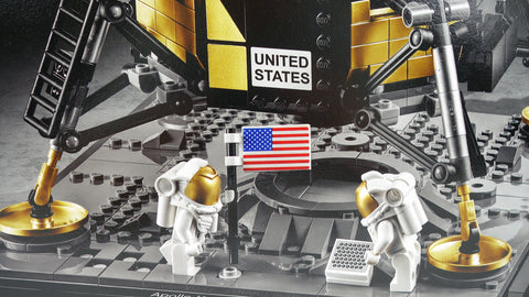 LEGO 10266 NASA Apollo 11 Mondlandefähre Creator Expert 5