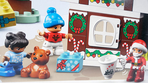 LEGO 10976 Lebkuchenhaus mit Weihnachtsmann DUPLO 3