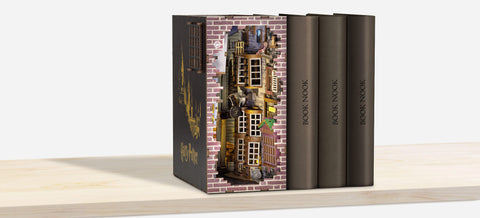 Revell 00530_winkelgasse Harry Potter - Winkelgasse Book Nook (Diagon Alley) Buchstütze Harry Potter 2