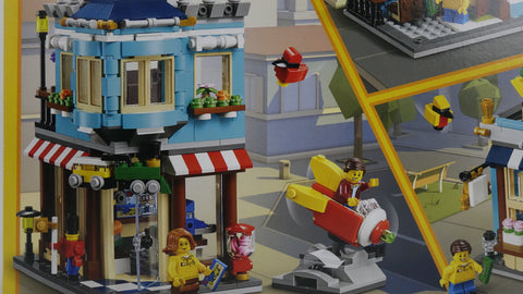 LEGO 31105 Spielzeugladen im Stadthaus Creator 3-in-1 3
