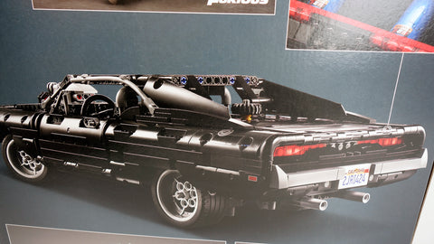 LEGO 42111 Doms Dodge Charger Technic 6