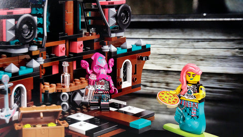 LEGO 43114 Punk Pirate Ship VIDIYO 4