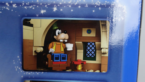 LEGO 71044 Disney Zug mit Bahnhof Disney 4