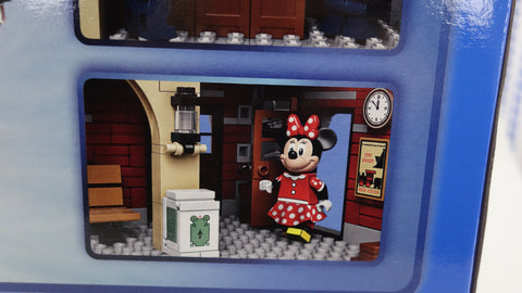 LEGO 71044 Disney Zug mit Bahnhof Disney 6