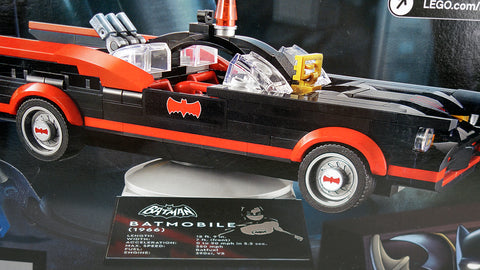LEGO 76188 Batmobile aus dem TV-Klassiker Batman DC Super Heroes 6