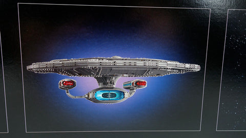 LEGO 10356 Star Trek: U.S.S. Enterprise NCC-1701-D™ Creator Expert 5