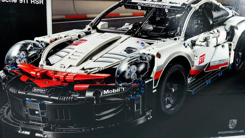 LEGO 42096 Porsche 911 RSR Technic 6