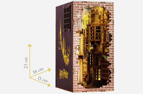 Revell 00530_winkelgasse Harry Potter - Winkelgasse Book Nook (Diagon Alley) Buchstütze Harry Potter 9