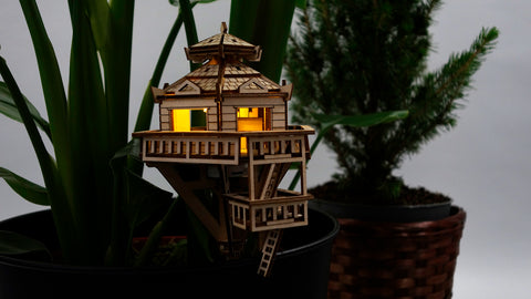 Tiny Treehouse T-TH-WDOP-S-X Mini Baumhaus "Waldausblick" mit LEDs, inkl. Batterien Mini Baumhäuser 2