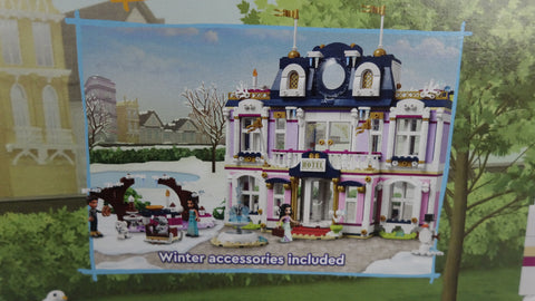 LEGO 41684 Heartlake City Hotel Friends 4