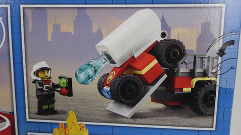 LEGO 60282 Mobile Feuerwehreinsatzzentrale City 4