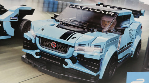 LEGO 76898 Formula E Panasonic Jaguar Racing GEN2 car & Jaguar I-PACE eTROPHY Speed Champions 5