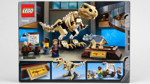 LEGO 76940 T-Rex-Skelett in der Fossilienausstellung Jurassic World 2